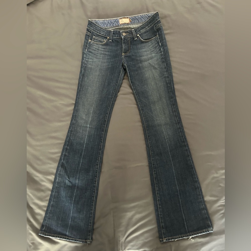 Paige Premium Laurel Canyon size 27 jeans